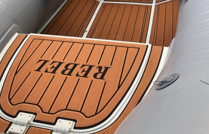 Rebel_Raider_330_locker