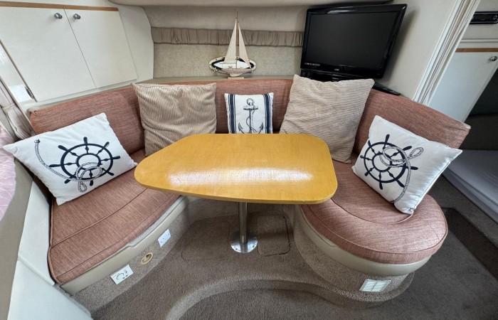 Bayliner 3055 Ciera. Playbuoy Saloon pic 2