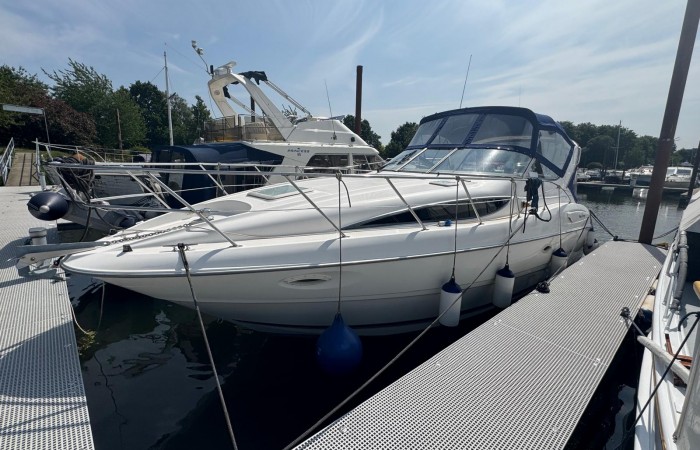 Bayliner 3055 Ciera. Playbuoy ad pic 1