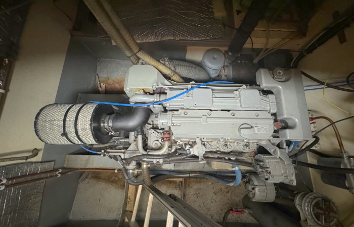 Central Craftworks Ltd, Replica Dutch Barge. Vetus Deutz DT44 4-cylinder Turbo 114hp diesel engine pic 1