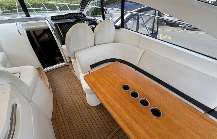 Princess V45 Esperanca. Cockpit pic 5