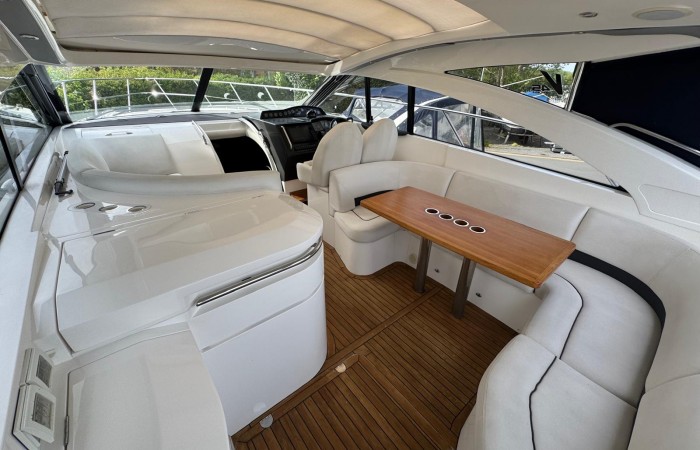 Princess V45 Esperanca. Cockpit pic 1