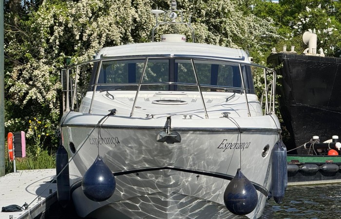 Princess V45 Esperanca. Ad pic 3