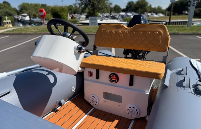 Rebel Raider 380 FC pic 5