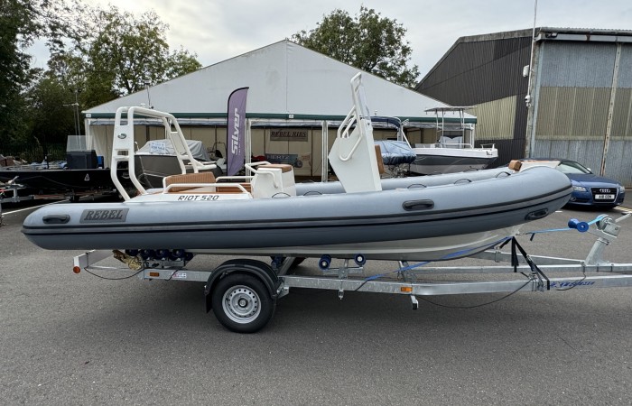 Rebel Riot 520 pic 8