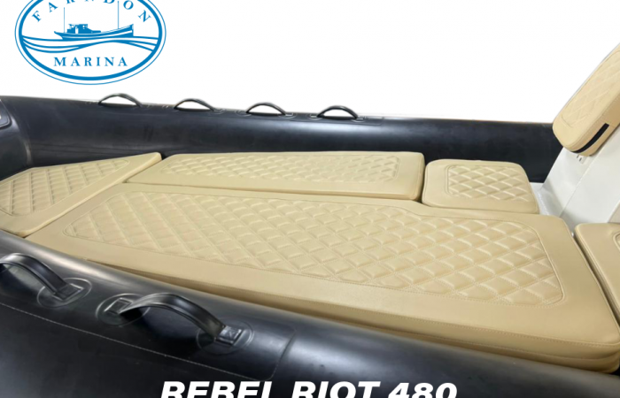 Rebel_RIOT_480_seating_detail