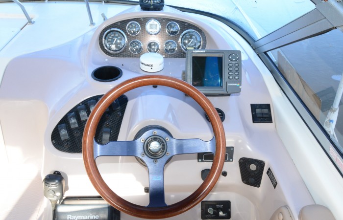 Regal 2460 Kiwi Rose Helm 3