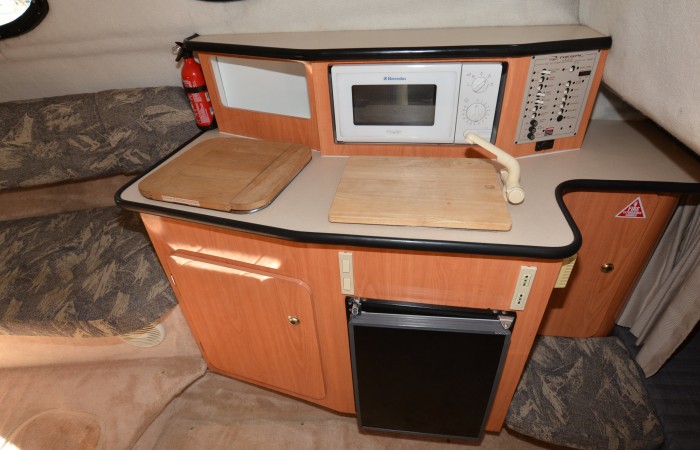 Regal 2460 Kiwi Rose Galley 2